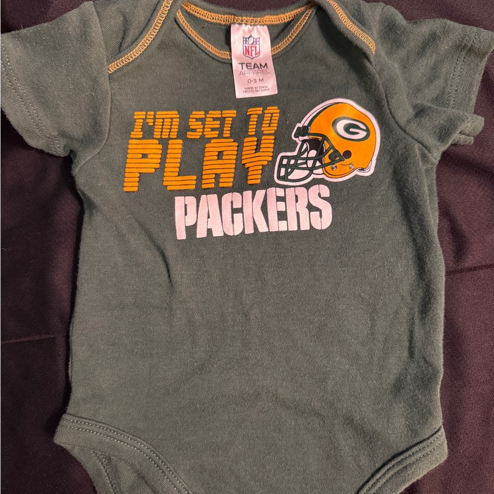 Official NFL Green Bay Packers Baby Bodysuit size 0-3 months